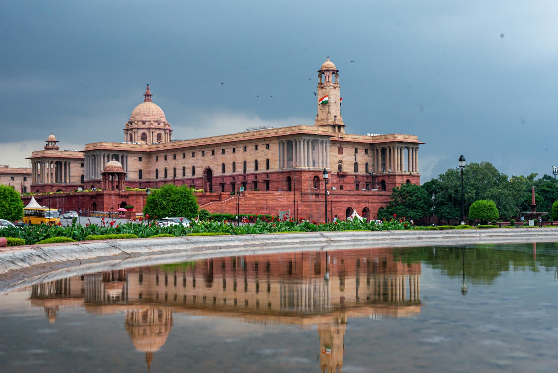 Government secretariat building